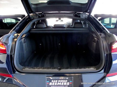 Used 2021 BMW X6 xDrive40i w/ M Sport Package AWD/4WD image 38