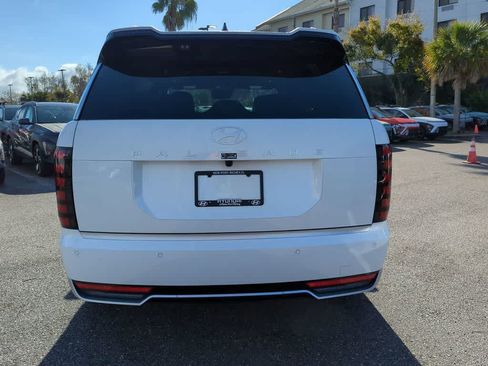 New 2026 Hyundai Palisade Calligraphy FWD image 4