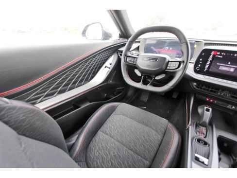 Used 2025 Dodge Charger Daytona R/T w/ Quick Order Package 25M R/T AWD/4WD image 9