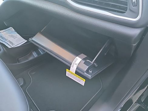 New 2026 Chrysler Pacifica Select w/ S Appearance Package image 73