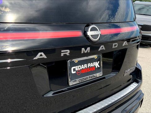 New 2025 Nissan Armada Platinum Reserve image 15