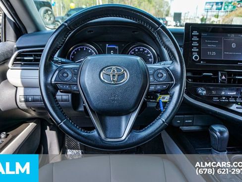 Used 2021 Toyota Camry SE image 28