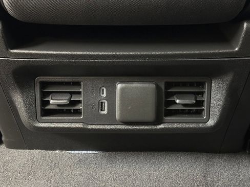 Used 2024 Chevrolet Silverado 1500 LT image 19