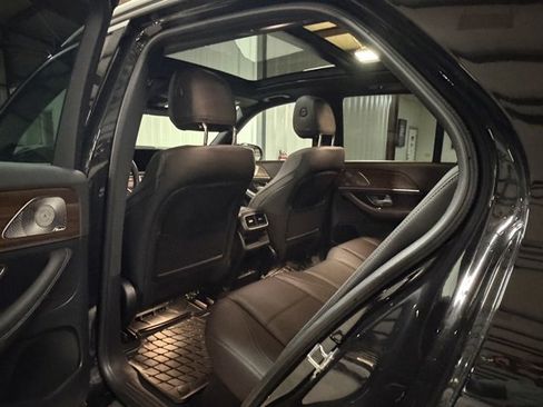 Used 2025 Mercedes-Benz GLE 350 4MATIC image 10