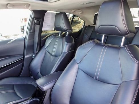 Certified 2022 Toyota Corolla XLE image 29