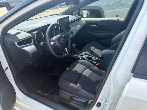 Used 2020 Toyota Corolla SE FWD image 6