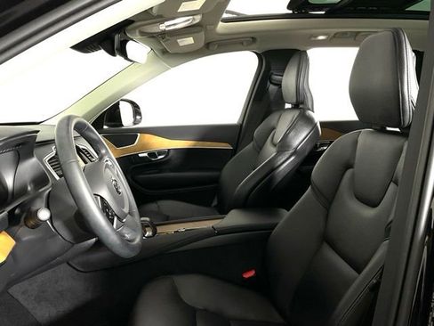 Certified 2023 Volvo XC90 B6 Plus w/ Protection Package Premier image 29