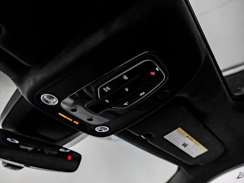 Used 2024 Lamborghini Urus S image 42