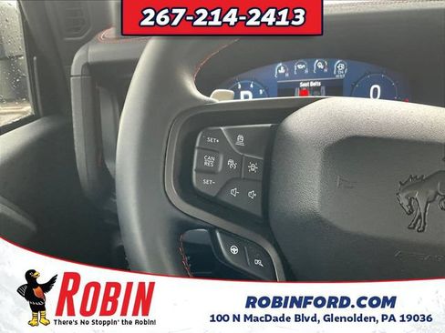 Used 2023 Ford Bronco Badlands w/ Sasquatch Package AWD/4WD image 13