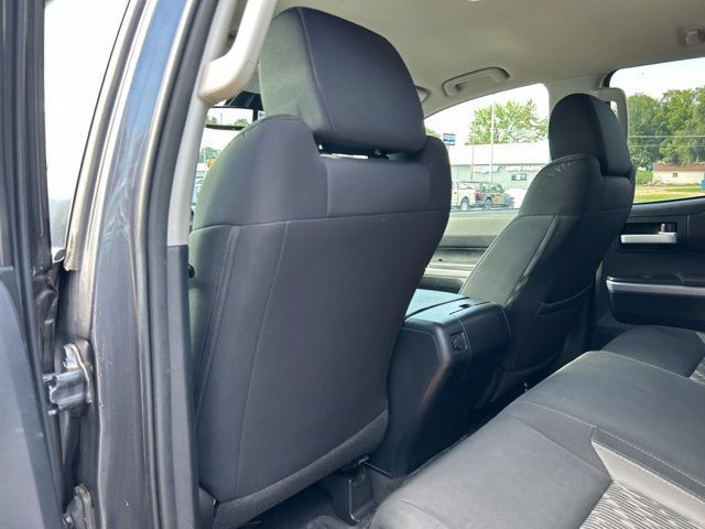 Used 2019 Toyota Tundra SR5 w/ Convenience Package AWD/4WD image 17