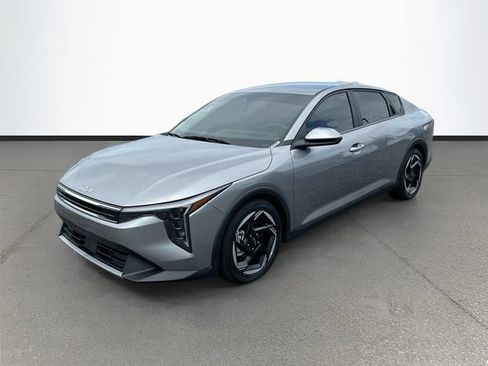 Used 2025 Kia K4 EX FWD image 3
