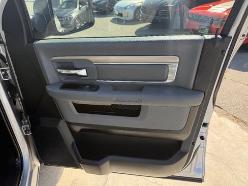 Used 2017 RAM 1500 Big Horn AWD/4WD image 16