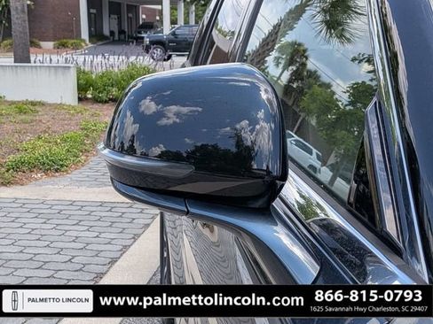 Used 2023 Lincoln Aviator Reserve w/ Elements Package Plus RWD image 10