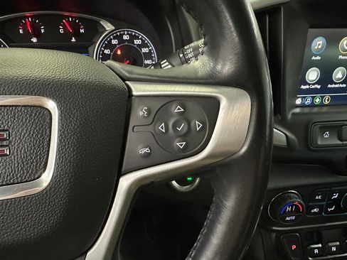 Used 2019 GMC Terrain SLE w/ Driver Convenience Package image 7