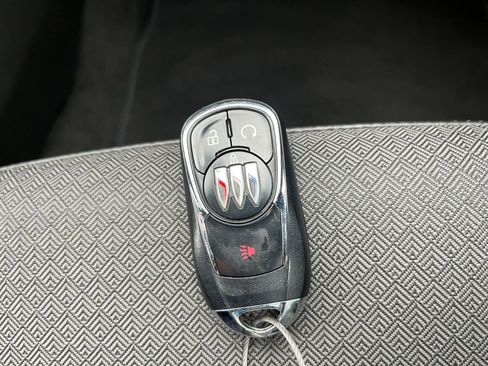 Used 2025 Buick Encore GX Preferred image 21