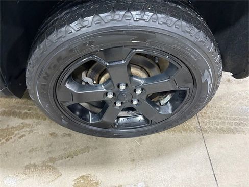 Used 2021 Jeep Grand Cherokee Freedom Edition image 17