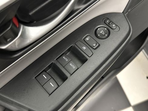 Used 2022 Honda CR-V EX-L image 14