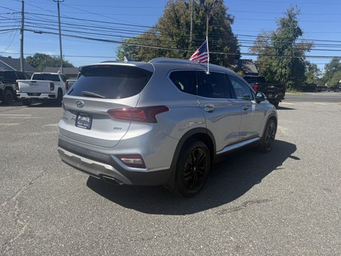 Used 2020 Hyundai Santa Fe SEL FWD image 3