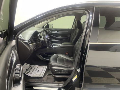 Used 2020 Buick Enclave Avenir w/ Avenir Technology Package image 10