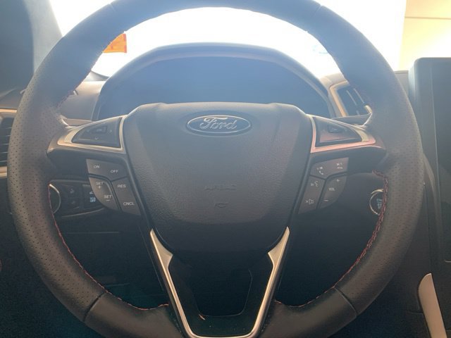 Used 2023 Ford Edge ST-Line AWD/4WD image 16