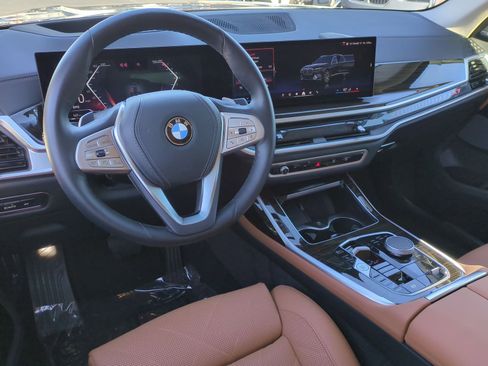 Certified 2025 BMW X7 xDrive40i image 30