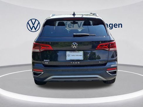 Used 2023 Volkswagen Taos SE AWD/4WD image 5