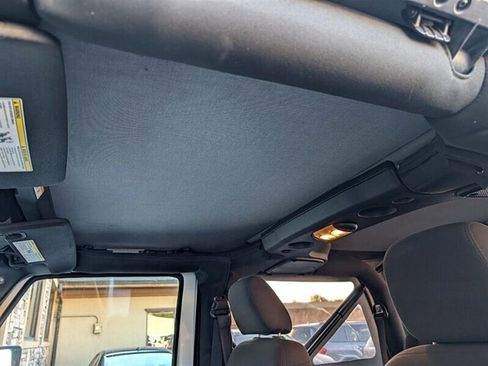 Used 2016 Jeep Wrangler Sport image 22