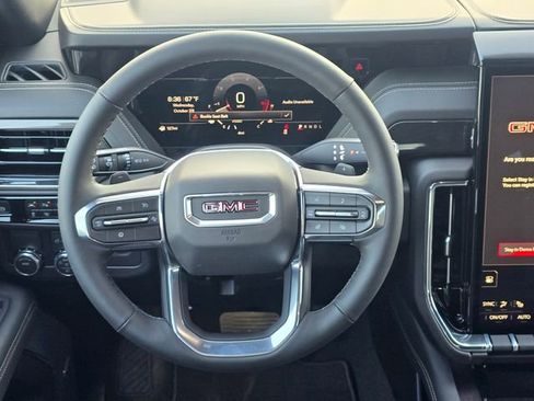 New 2026 GMC Yukon XL Elevation image 14