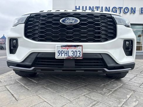 Used 2025 Ford Explorer ST-Line RWD image 26