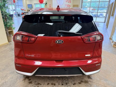 Used 2018 Kia Niro LX FWD image 8
