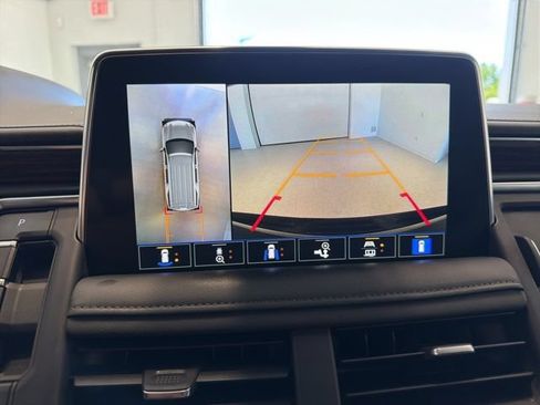Used 2021 Chevrolet Suburban High Country AWD/4WD image 24