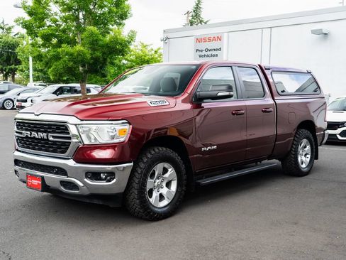 Used 2022 RAM 1500 Big Horn AWD/4WD image 3
