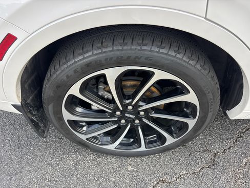 Certified 2024 Lincoln Nautilus Black Label AWD/4WD image 10