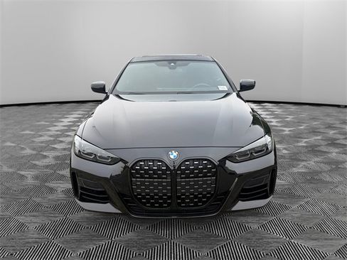 Used 2024 BMW M440i Coupe w/ Premium Package image 2