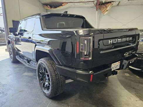 Used 2024 GMC Hummer EV 2X AWD/4WD image 2