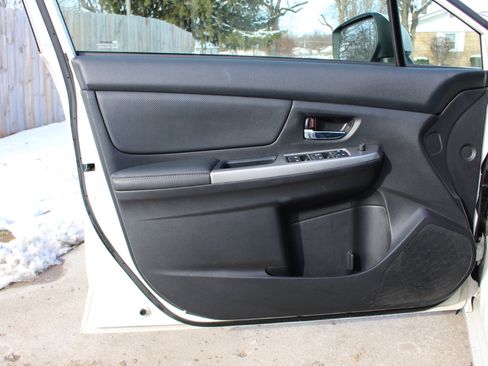 Used 2015 Subaru Impreza 2.0i Limited image 12