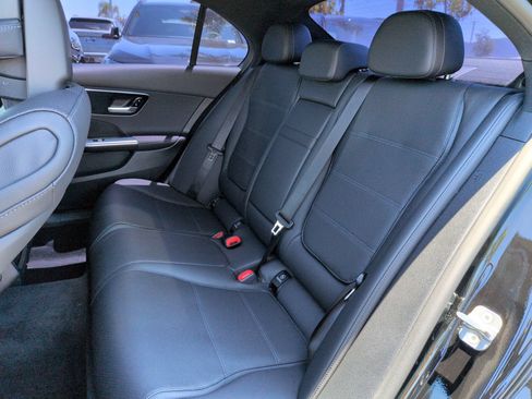 Used 2025 Mercedes-Benz C 300 Sedan image 30