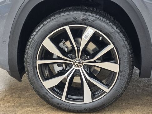 New 2026 Volkswagen Atlas SEL Premium R-Line AWD/4WD image 10
