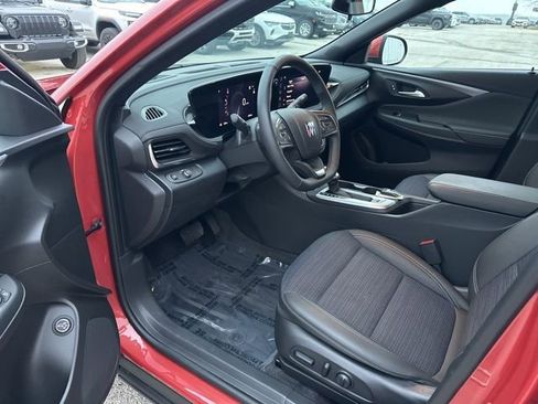 Used 2024 Buick Envista Preferred w/ Convenience I Package image 32