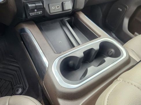 Used 2020 Chevrolet Silverado 2500 LTZ w/ LTZ Texas Edition image 24