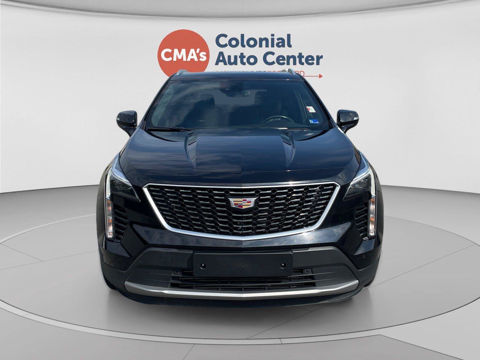 Used 2022 Cadillac XT4 Premium Luxury w/ Safety Alert Package FWD image 8