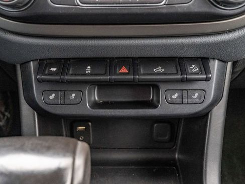 Used 2015 Chevrolet Colorado Z71 image 27