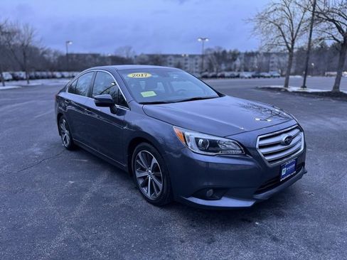 Used 2017 Subaru Legacy 2.5i Limited image 3