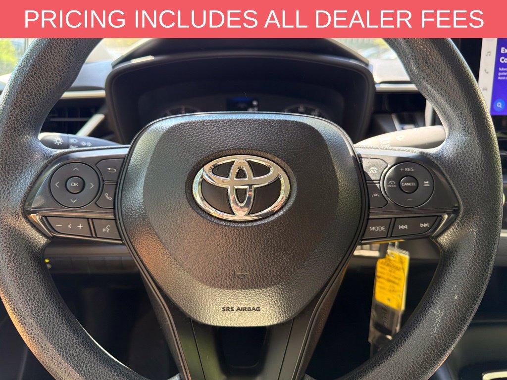 Used 2025 Toyota Corolla LE FWD image 14