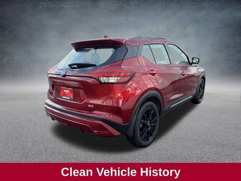 Used 2023 Nissan Kicks SR image 6
