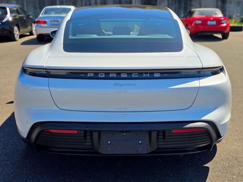 Used 2021 Porsche Taycan RWD image 6