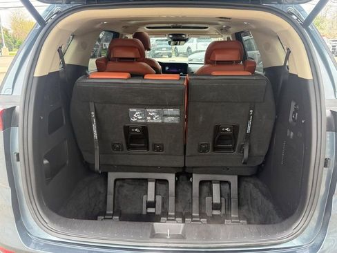 Used 2024 Kia Carnival SX Prestige FWD image 6