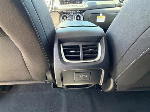 New 2026 Chevrolet Blazer LT w/ Convenience Package AWD/4WD image 17