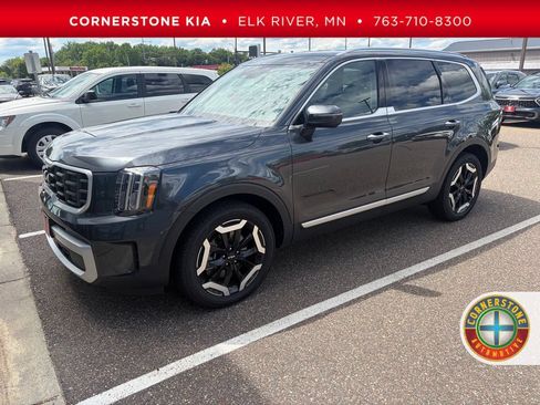 Certified 2024 Kia Telluride S AWD/4WD image 1