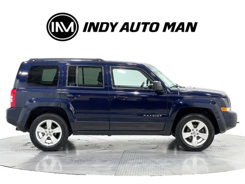 Used 2014 Jeep Patriot Latitude w/ All Weather Capability Group AWD/4WD image 3